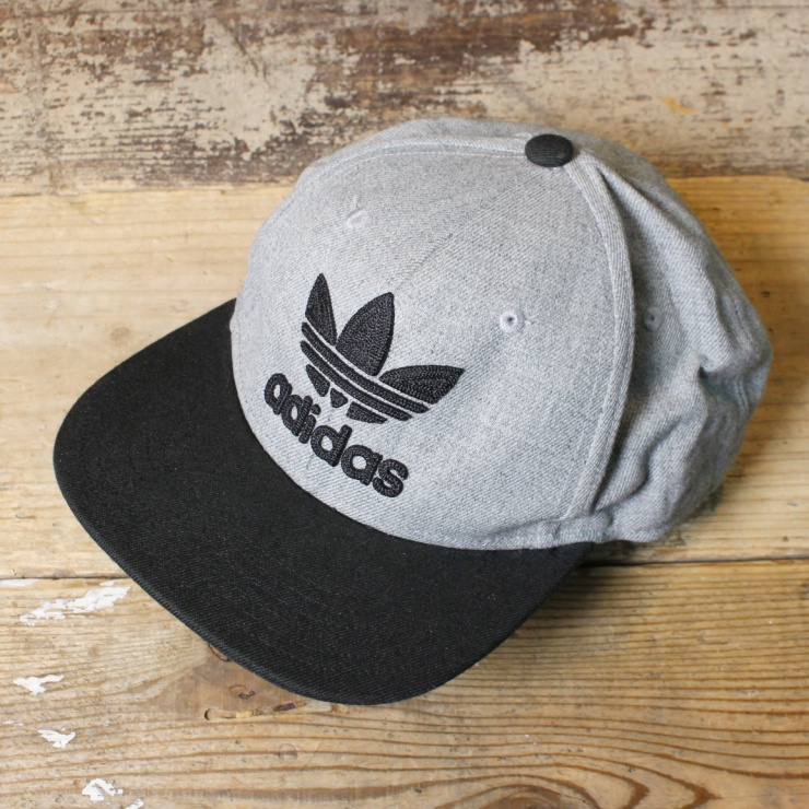 USA adidas ロゴ 刺繍 キャップ 帽子 グレー 灰 フリーサイズ アメリカ古着