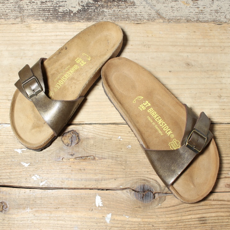 ドイツ製 BIRKENSTOCK ビルケンシュトック Madrid マドリッド サンダル 24cm レギュラー ゴールド ヨーロッパ古着 022523ss103