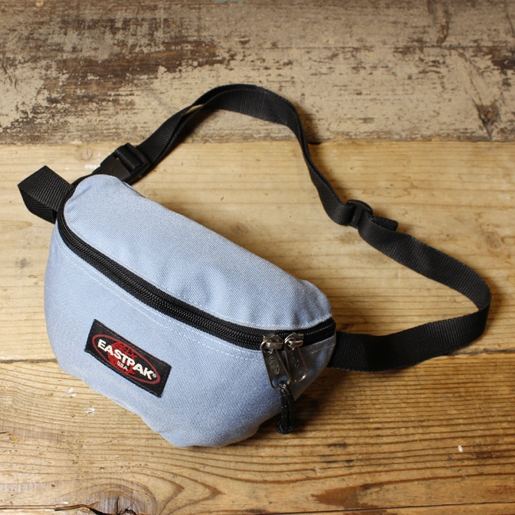 EASTPAK イーストパック ライトブルー ウエストバッグ ポーチ ボディアウトドア アメリカ古着 040721ss198