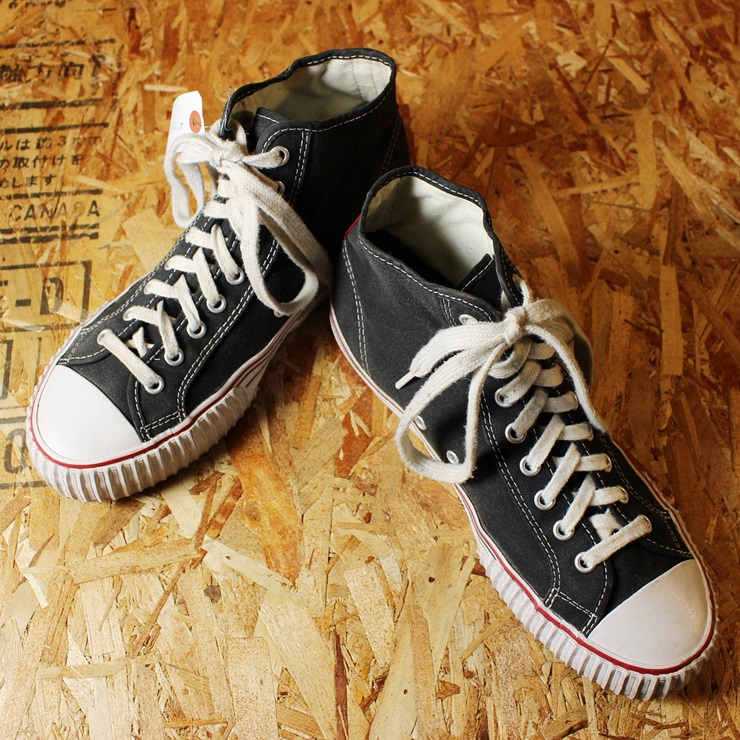 PF-FLYERS ハイカット キャンバス スニーカー ブラック 古着 27.5cm メンズUS9.5