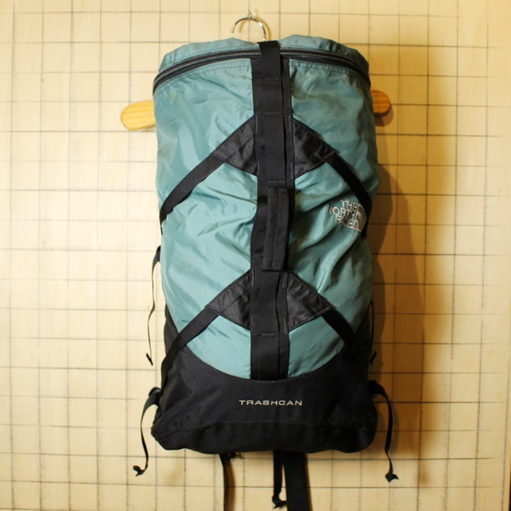THE NORTH FACE ノースフェイス グリーン リュックサック TRASHCAN 古着 アウトドア