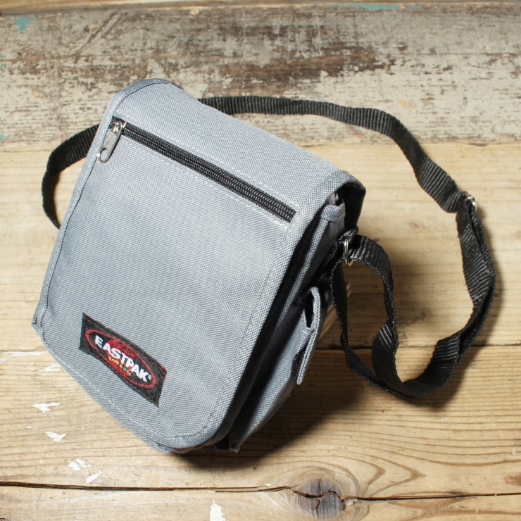 80s 90s USA製 EASTPAK イーストパック ショルダーバッグ グレー アウトドア アメリカ古着