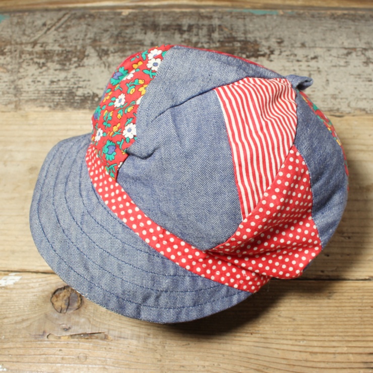 イタリア製 パッチワーク デニム キャスケット キャップ 帽子 ブルー レッド 花柄 ワンサイズ ヨーロッパ古着