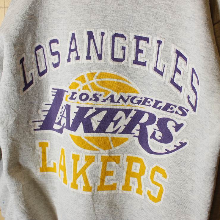 NBA LAKERS ロサンゼルス レイカーズ USA製 古着 両面プリント スウェットパーカー 杢グレー メンズM トレーナー