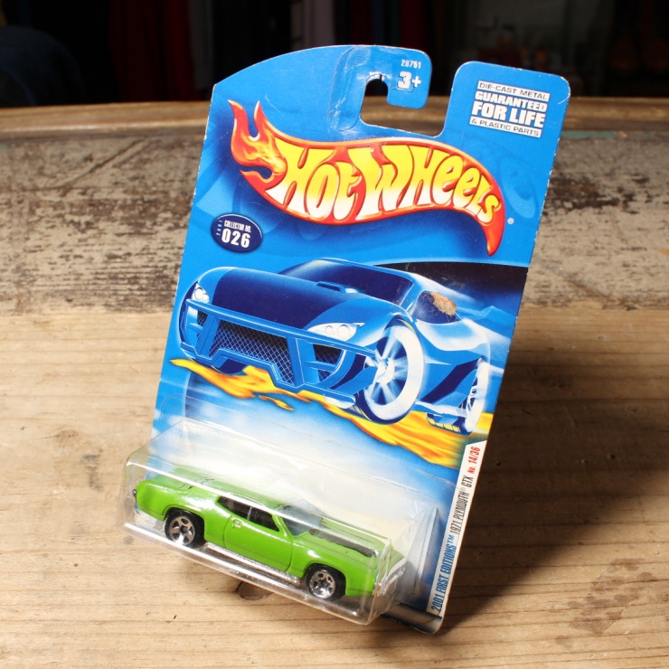 2001 Hot Wheels ホットウィール 1971 PLYMOUTH GTX ミニカー