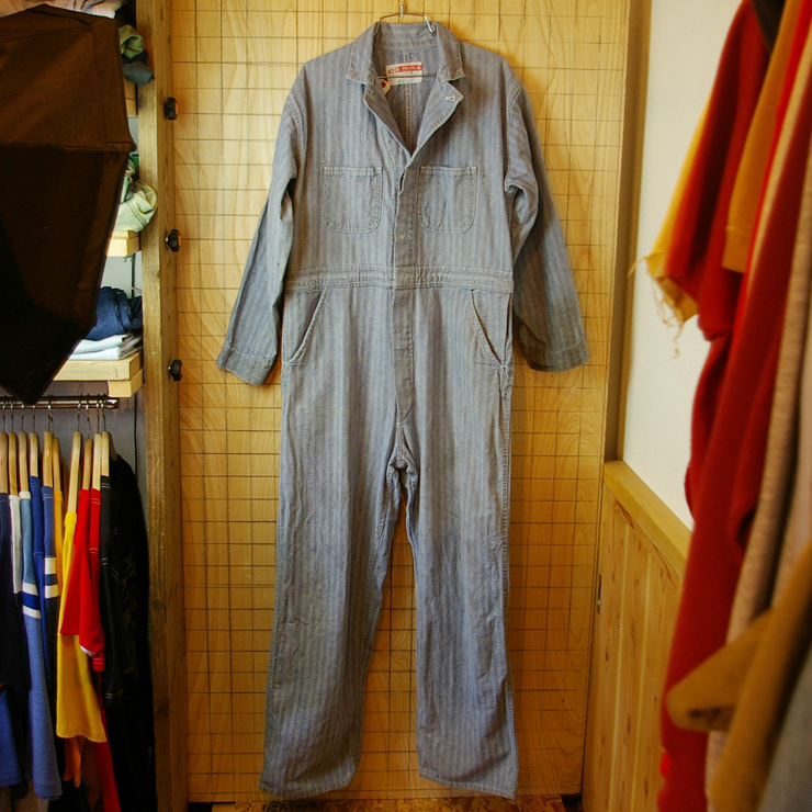 【WORK WEAR CORPORATION】古着USA製グレーヘリンボーンワークストライプツナギ・オールインワンW42