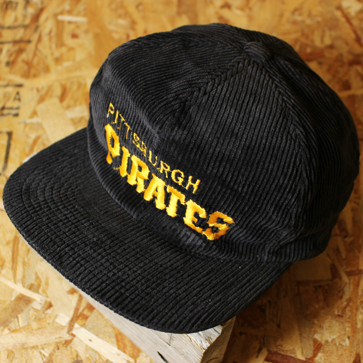 MLB PITTSBURGH PIRATES/古着ブラック×イエロー刺繍入りコーデュロイキャップ/cap-86