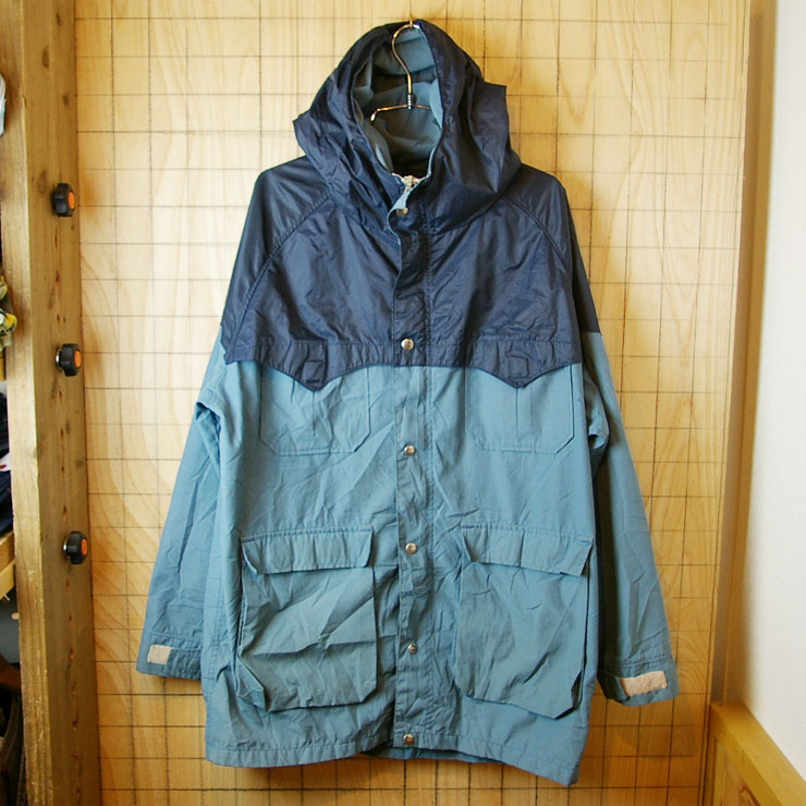 【Woolrich】USA製70sビンテージ古着ネイビー×ライトブルーマウンテンパーカー|メンズMサイズ