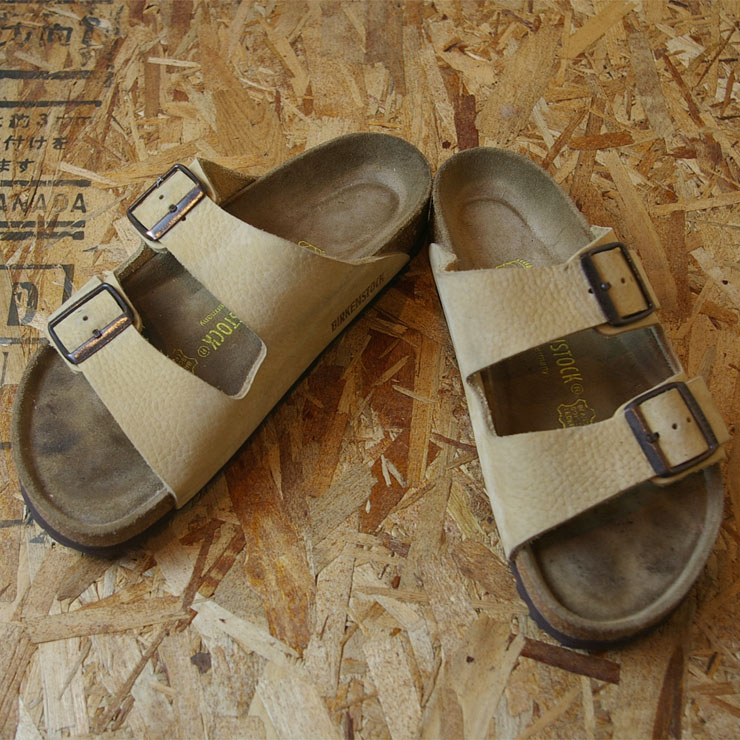 【BIRKENSTOCK】ベージュレザーARIZONAアリゾナビルケンレディースサンダルsize24.5cm(38)