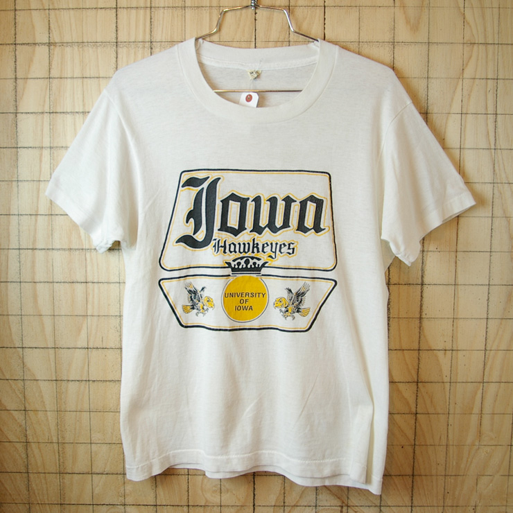 【SCREEN STARS】USA製古着IOWA-HOWKEYESカレッジプリントTシャツ|サイズM