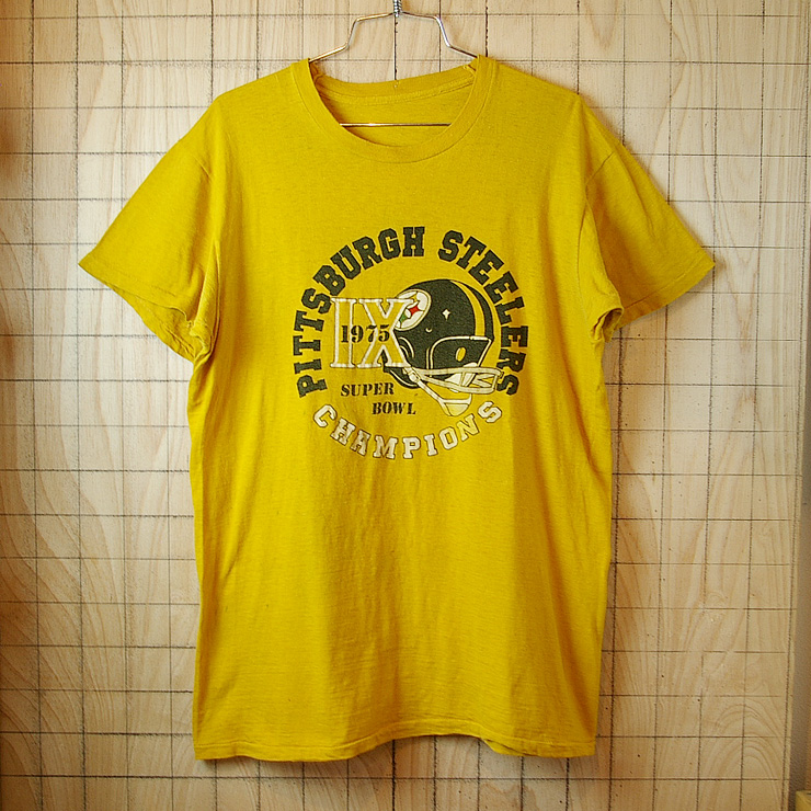 USA製ビンテージ70s古着からし色(イエロー)PITTSBURGH STEELERS 1975 SUPER BOWLプリントTシャツ|サイズメンズL相当