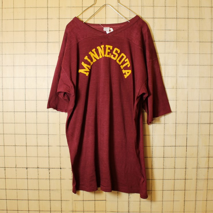 USA製 古着 エンジ レッド カレッジプリント Vネック Tシャツ カットオフ 半袖 MINNESOTA メンズL相当 アメリカ古着